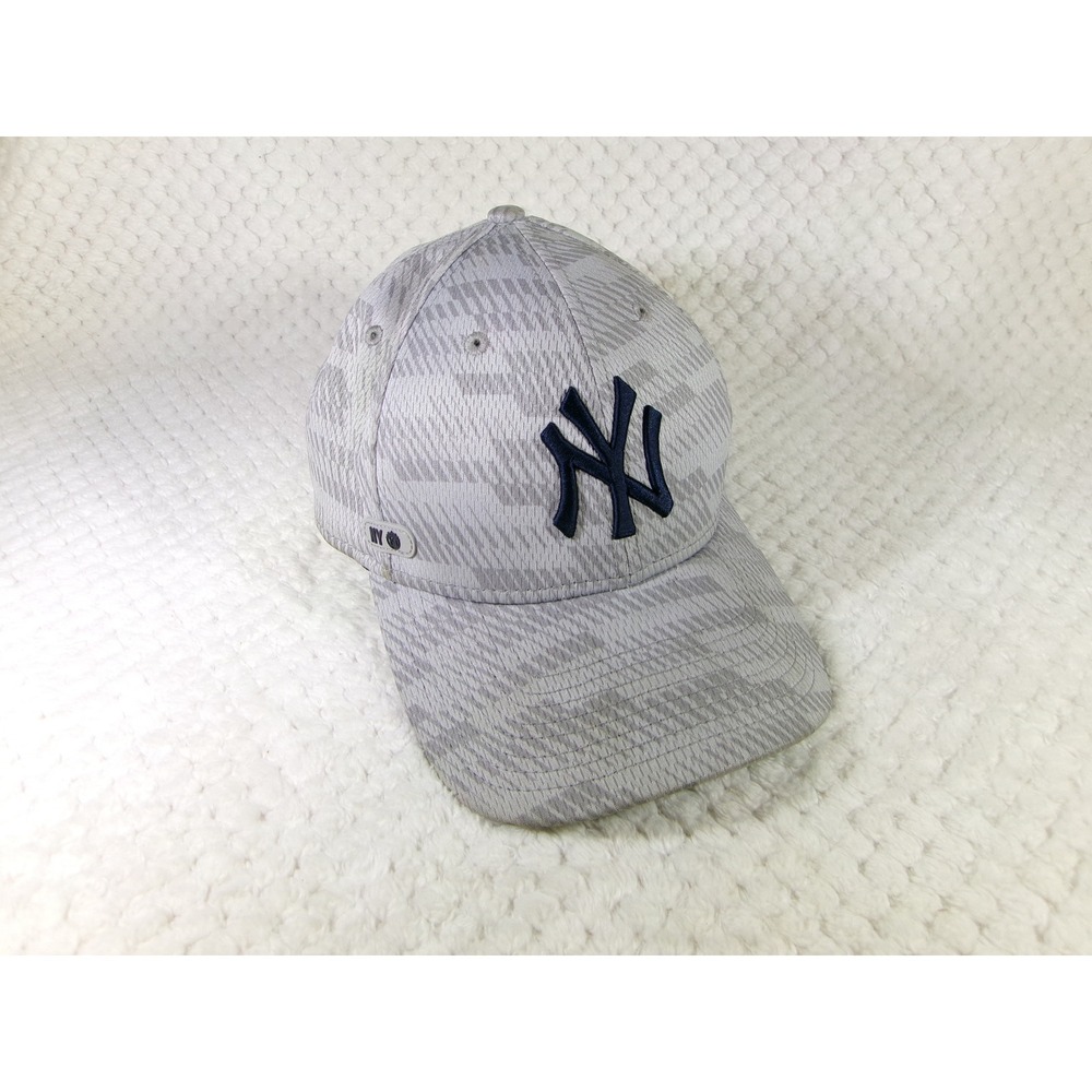 New‎ Era Mens S/M Hat New York Yankees Grey Textured 39THIRTY Stretch Fit Cap
